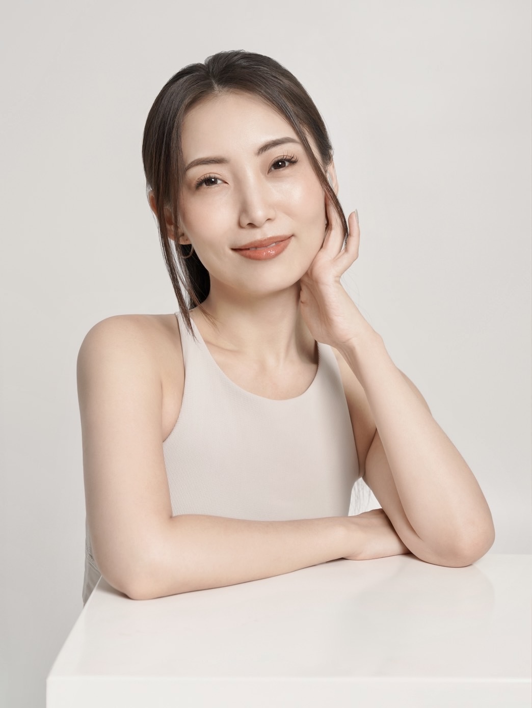 YUI KAMEMOTO, professional pilates instructor